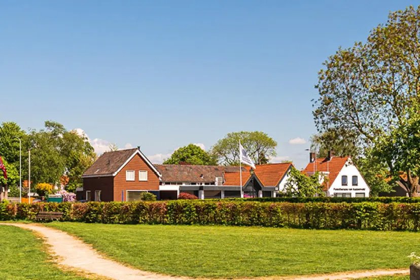 Landschap met water en bomen